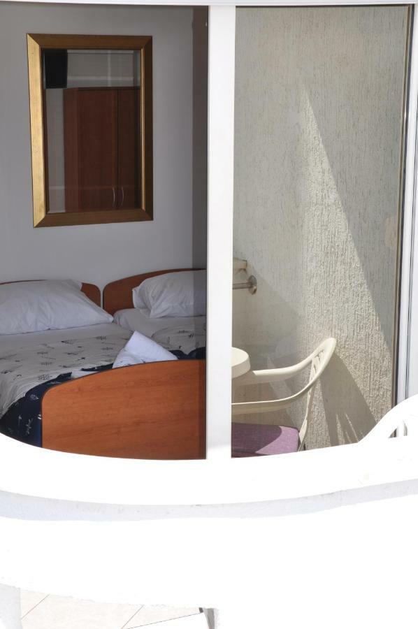 Sunrise Studio Apartments 3 Локва Рогозница Екстериор снимка