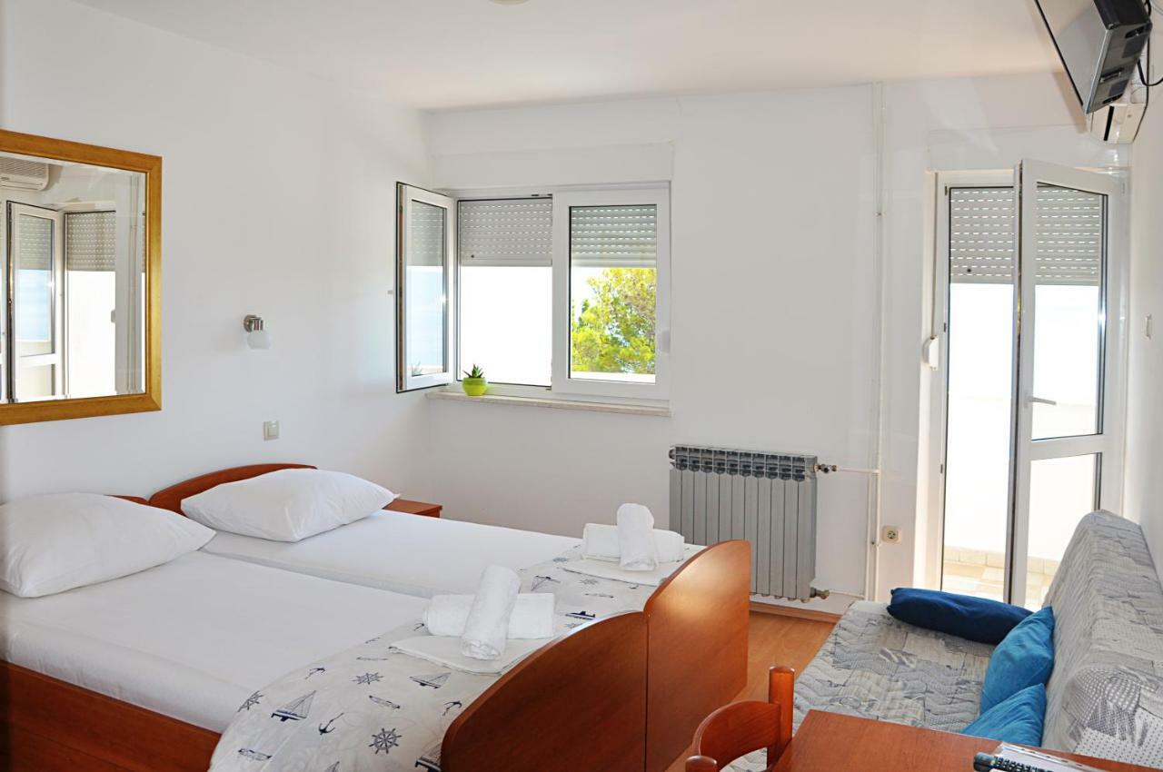 Sunrise Studio Apartments 3 Локва Рогозница Екстериор снимка
