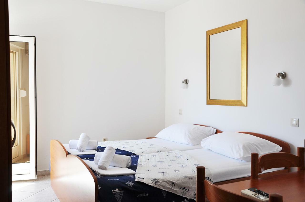 Sunrise Studio Apartments 3 Локва Рогозница Екстериор снимка