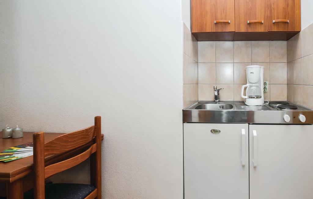 Sunrise Studio Apartments 3 Локва Рогозница Екстериор снимка